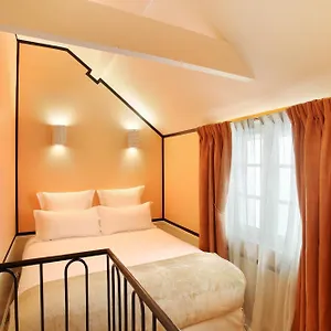 Apartamento Le Ferdinand - Le Marais Serviced, Paris