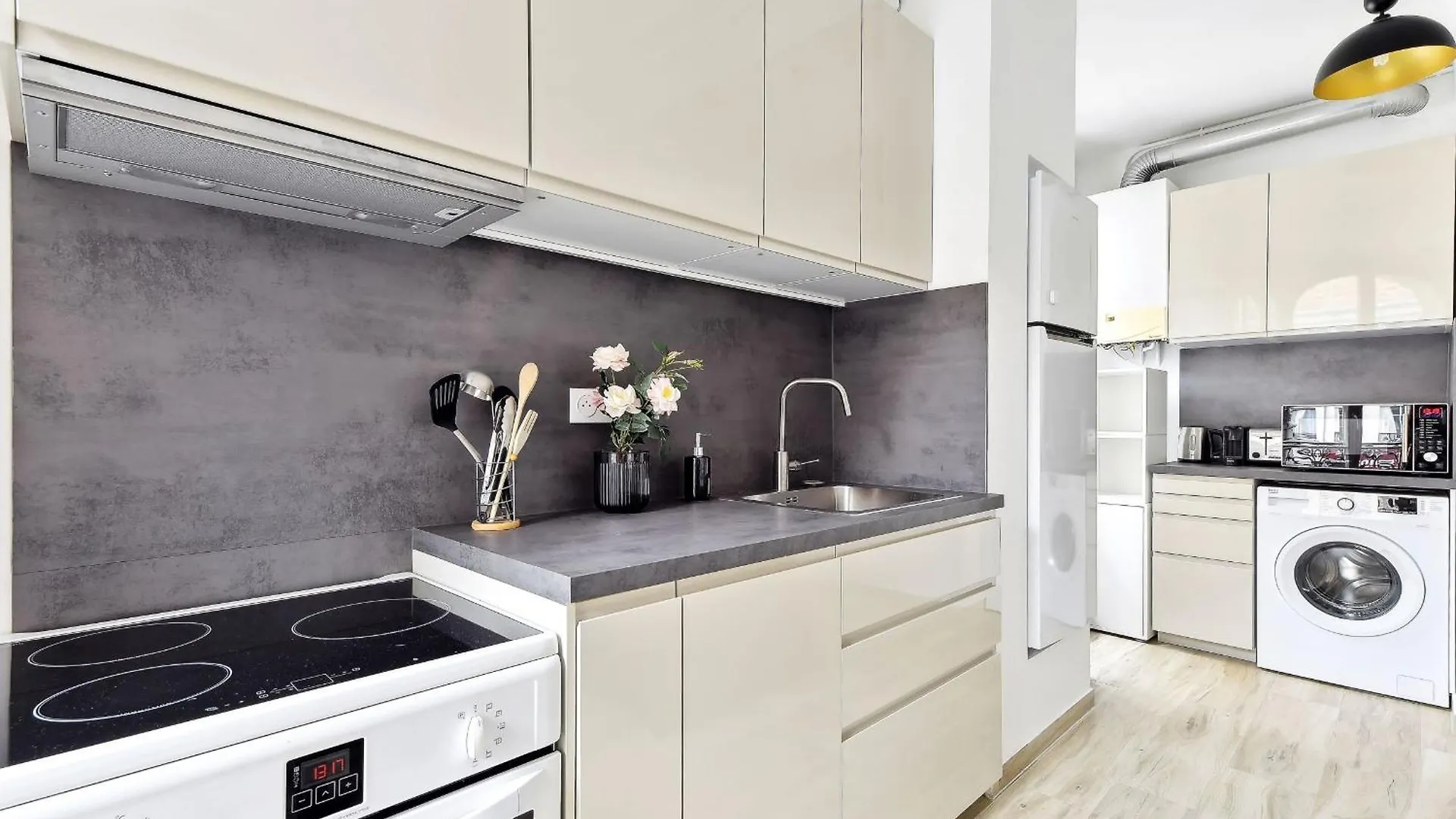 Lejlighed Bnbnova - 2Br - Eiffel Tower & Grenelle Paris Frankrig